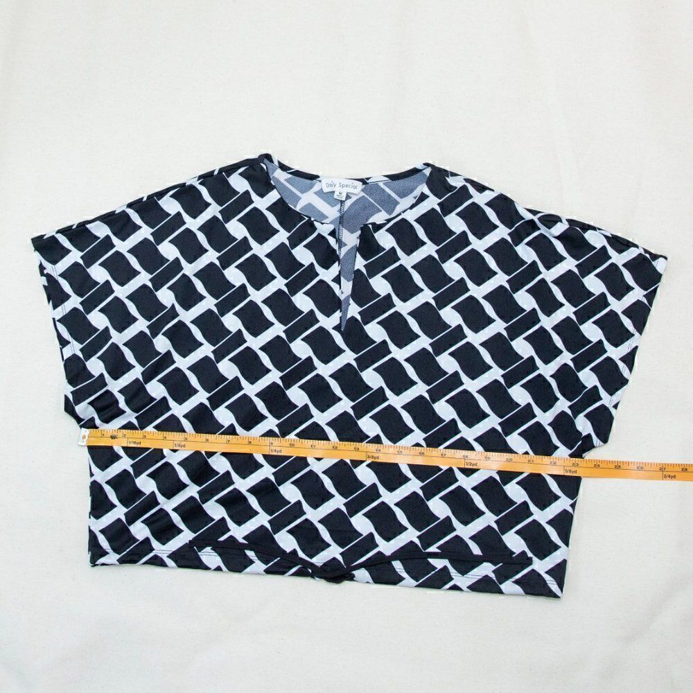 Daily Special Crop Top  - Picture 7 of 8